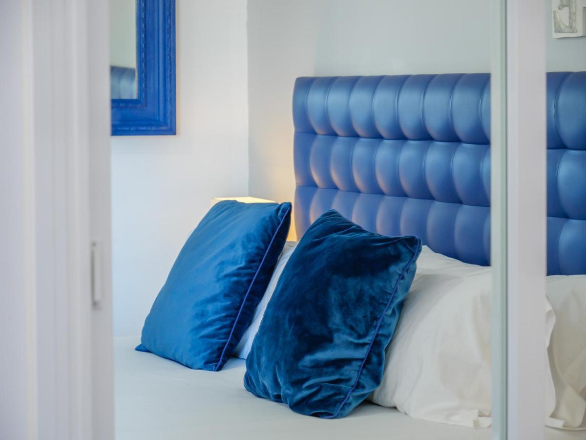 Honeymoon Apartments 贝纳尔马德纳 外观 照片