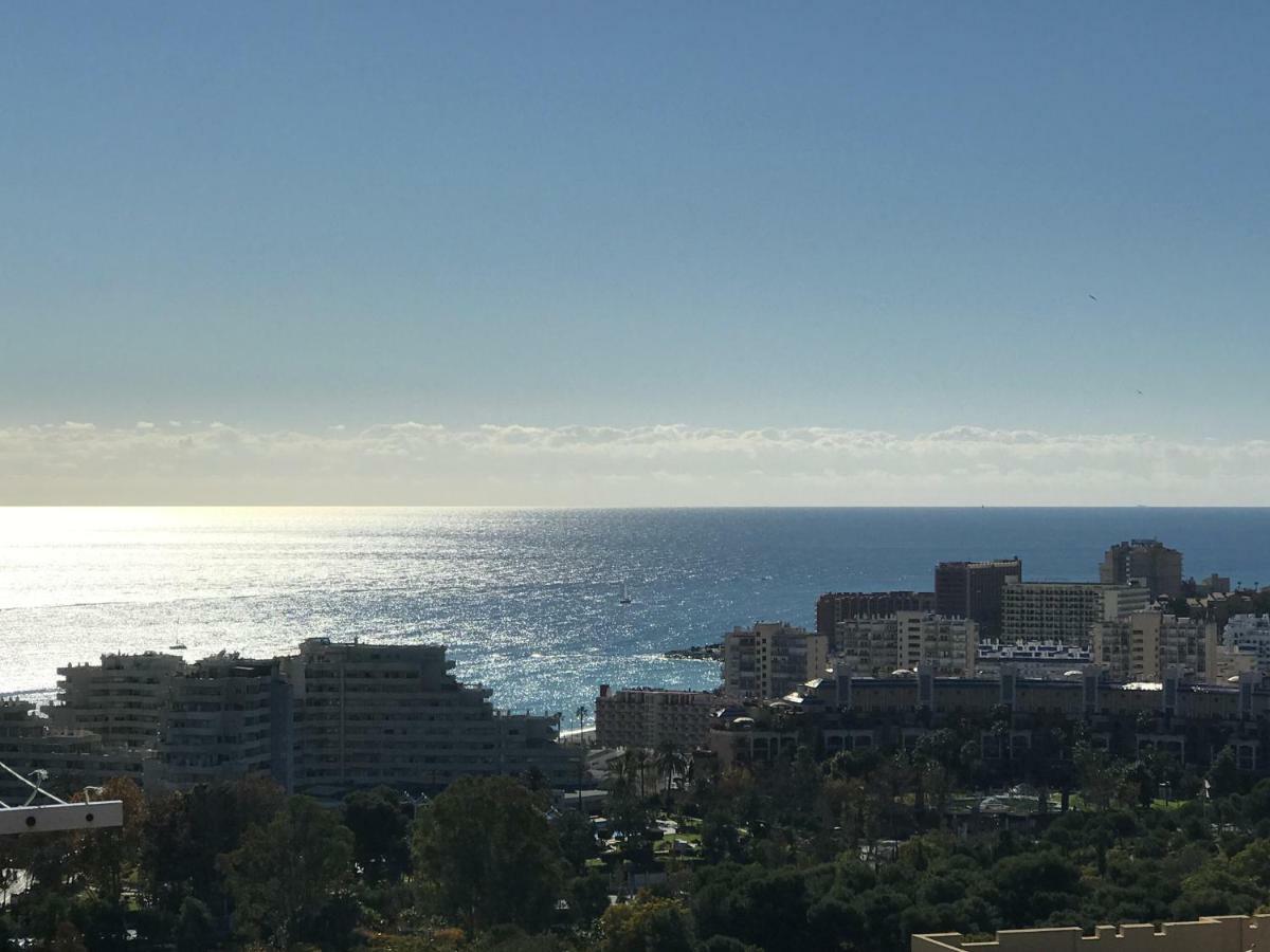 Honeymoon Apartments 贝纳尔马德纳 外观 照片